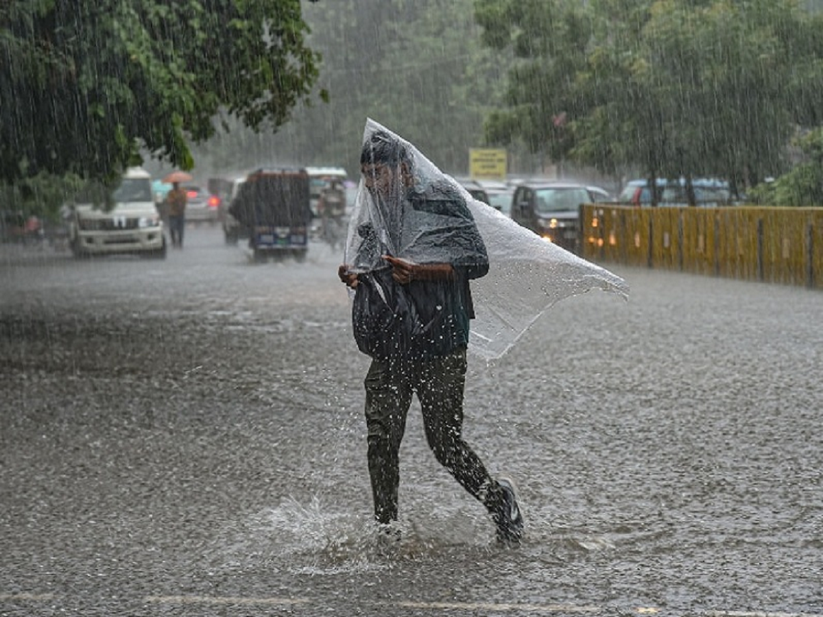 Rajasthan Weather Update: राजस्थान में आज जमकर बरसेंगे बादल, IMD ने जारी किया अलर्ट, पढ़ें अपने जिले का हाल Rajasthan Weather Update: राजस्थान में आज जमकर बरसेंगे बादल, IMD ने जारी किया अलर्ट, पढ़ें अपने जिले का हाल