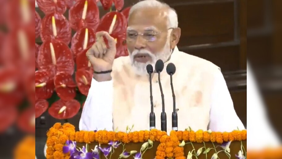 PM Modi on Opposition: ईवीएम और अपोजीशन के इल्जाम पर क्या बोले मोदी? लिया आड़े हाथों