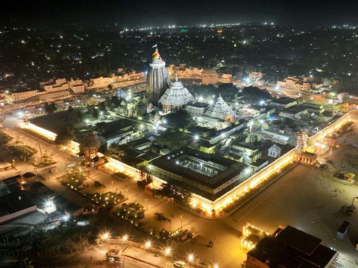 Odisha News: ଶ୍ରୀମନ୍ଦିର ଚାରି ପାଶ୍ୱର ଲାଇଟ ଖୋଲାଯିବା ଘଟଣାର ତଦନ୍ତ ନିର୍ଦ୍ଦେଶ ଦେଲେ ମୁଖ୍ୟ ଶାସନ ସଚିବ Odisha News: ଶ୍ରୀମନ୍ଦିର ଚାରି ପାଶ୍ୱର ଲାଇଟ ଖୋଲାଯିବା ଘଟଣାର ତଦନ୍ତ ନିର୍ଦ୍ଦେଶ ଦେଲେ ମୁଖ୍ୟ ଶାସନ ସଚିବ