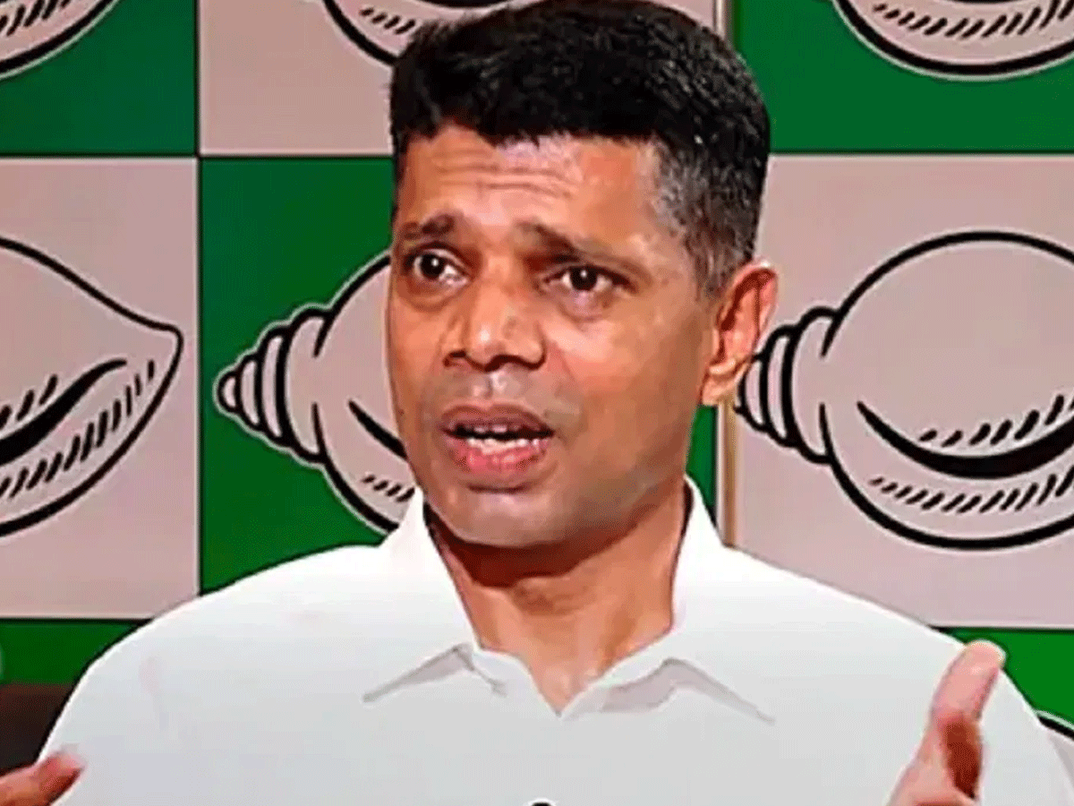 ओडिशा: BJD को करारा झटका, नवीन पटनायक के करीबी वीके पांडियन ने सियासत को कहा अलविदा ओडिशा: BJD को करारा झटका, नवीन पटनायक के करीबी वीके पांडियन ने सियासत को कहा अलविदा