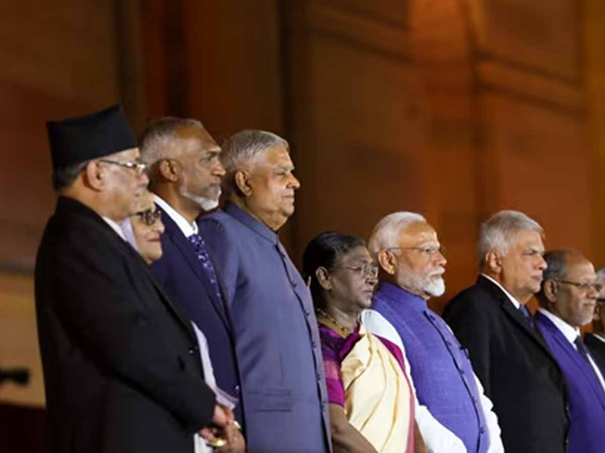 काम पर वापस लौटे पीएम मोदी; मोहम्मद मुइज्जू से डिनर पर की लंबी बातचीत काम पर वापस लौटे पीएम मोदी; मोहम्मद मुइज्जू से डिनर पर की लंबी बातचीत