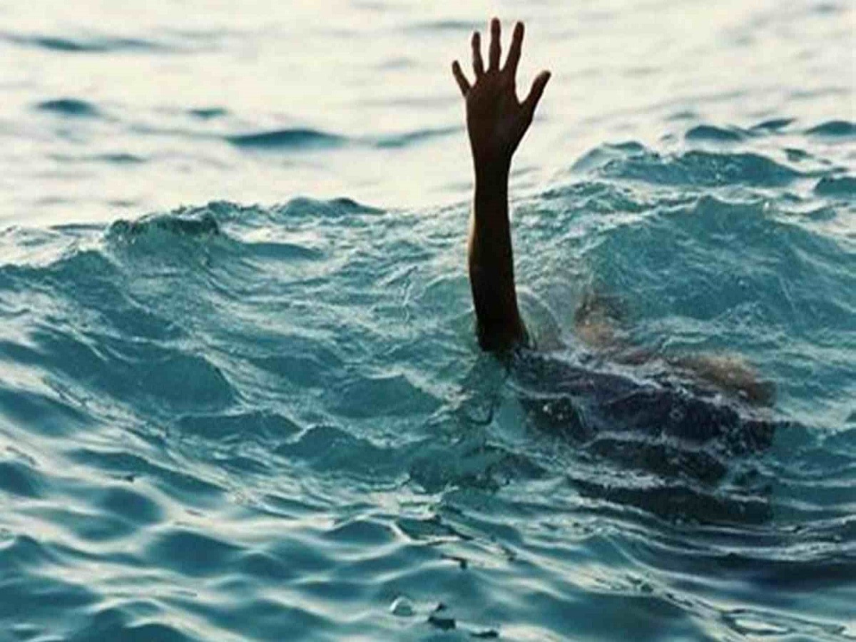 Indian Students Drown In River