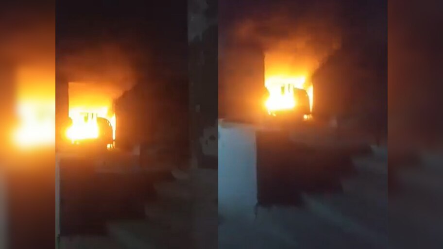 Ghaziabad Fire: लोनी के एक घर में लगी भयानक आग, 5 लोगों की जलकर मौत