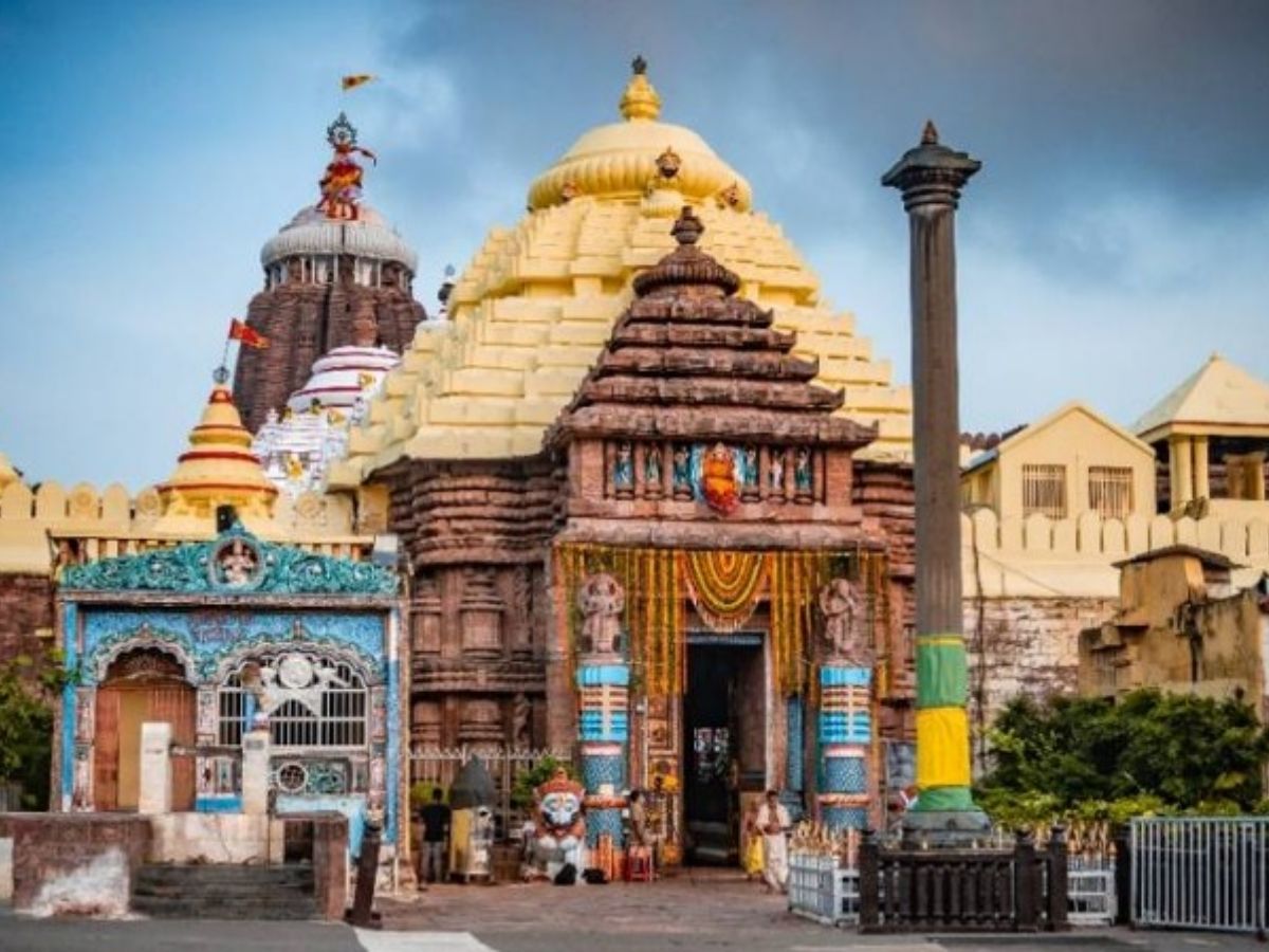 Puri Temple: ଦ୍ୱାର ଖୋଲିବା ପରେ ଦର୍ଶନକୁ ନେଇ ଏଭଳି ନିର୍ଦ୍ଦେଶ ଦେଲେ ମୁଖ୍ୟମନ୍ତ୍ରୀ Puri Temple: ଦ୍ୱାର ଖୋଲିବା ପରେ ଦର୍ଶନକୁ ନେଇ ଏଭଳି ନିର୍ଦ୍ଦେଶ ଦେଲେ ମୁଖ୍ୟମନ୍ତ୍ରୀ