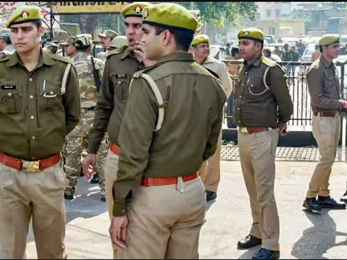 UP Police Bharti: यूपी पुलिस संविदा भर्ती का पत्र वायरल, पुलिस ने दी सफाई, अखिलेश ने घेरा