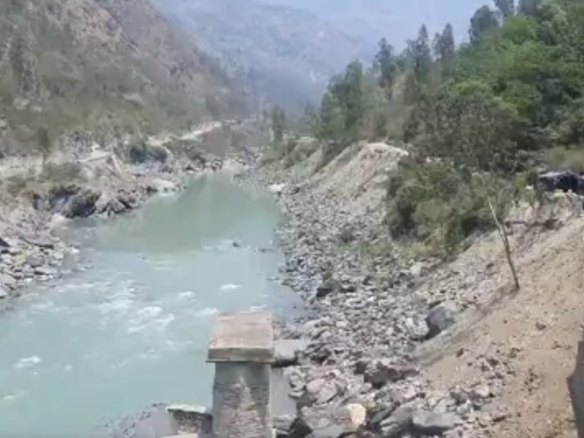 सतलुज नदी में बढ़ते जलस्तर को लेकर नदी किनारे लगाया गया अलार्मिंग सिस्टम, लोगों को दी गई हिदायत