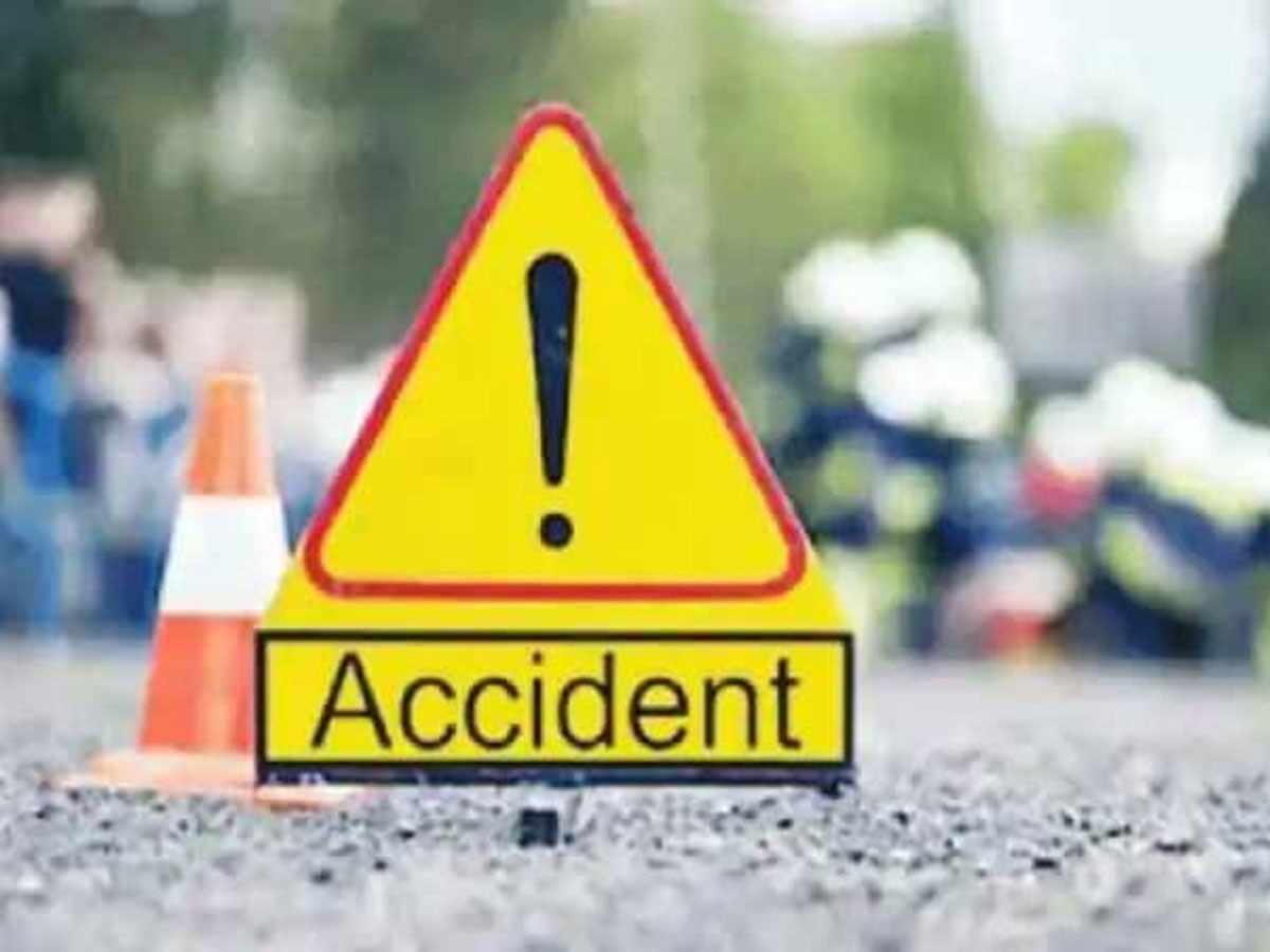 Road Accident News: झारखंड और एमपी में भीषण सड़क हादसा, 9 लोगों की मौत, 26 जख्मी 