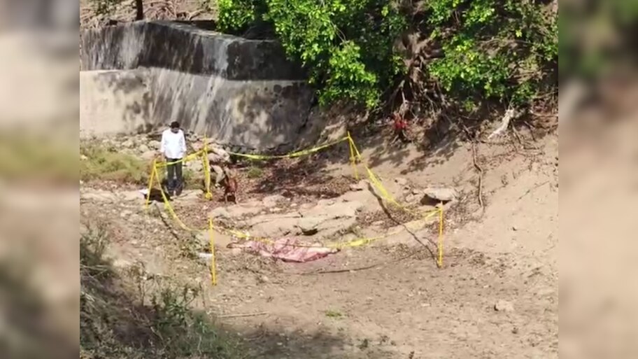 Pratapgarh Crime news: लहू लुहान हालत में मिला युवक का शव, शहर में फैली सनसनी