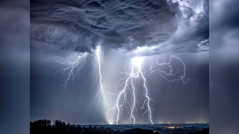 Rajasthan Weather Update: मौसम विभाग की नई चेतावनी, इन जिलों में आज तेज अंधड़-मेघगर्जन के साथ होगी बारिश