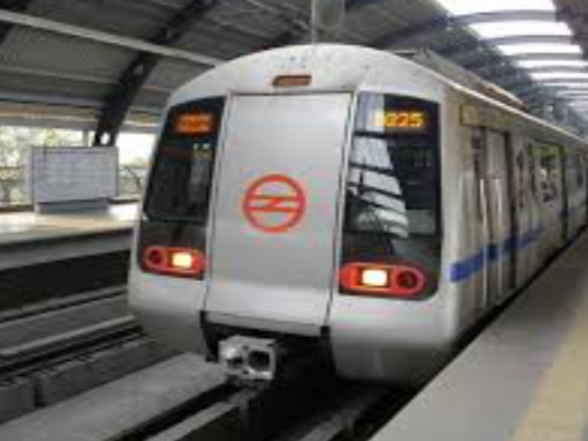 Delhi Metro: अगर आप करते हैं दिल्ली मेट्रो की येलो लाइन पर सफर, पढ़ें यह खबर, बदल चुकी है टाइमिंग