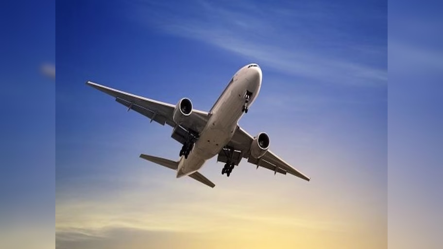 Chennai-Mumbai Flight Bomb Threat: विमान की करानी पड़ी इमरजेंसी लैंडिंग, बीती रोज मिली थी अस्पतालों को बम की धमकी