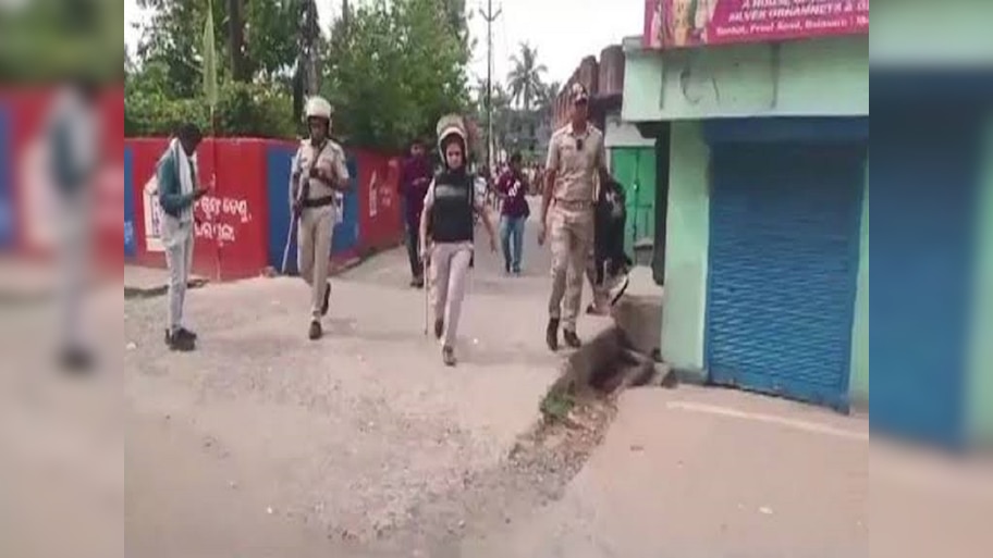 Curfew  in Balasore : ପୁଲିସ ଘେରରେ ବାଲେଶ୍ବର ଅନିର୍ଦ୍ଦିଷ୍ଟକାଳ ଜାରି ହେଲା କର୍ଫ୍ୟୁ