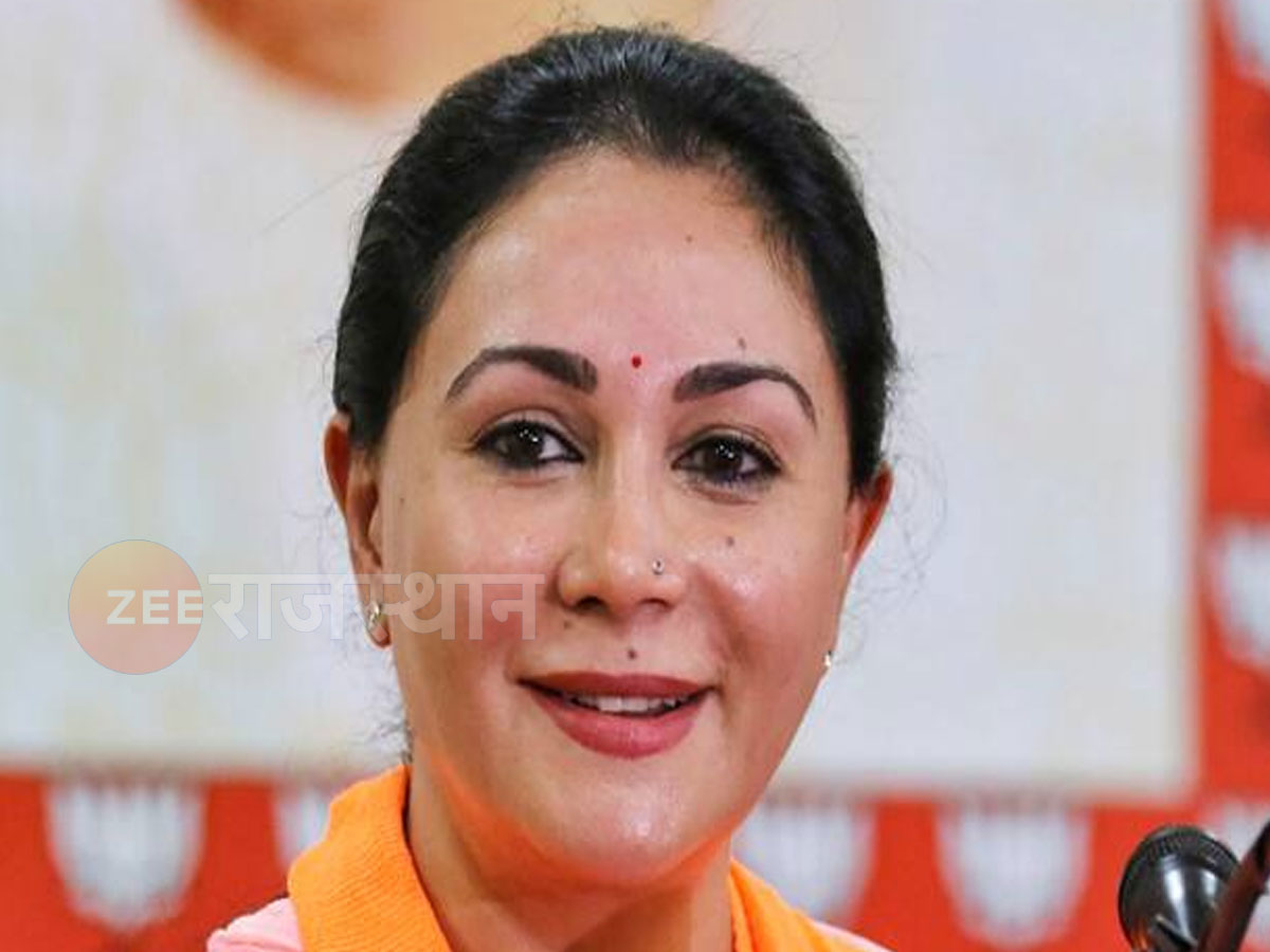 डिप्टी CM दीया कुमारी ने सचिवालय में पर्यटन विभाग की ली बैठक, कहा- सौर ऊर्जा से जगमग होंगे पर्यटन स्थल