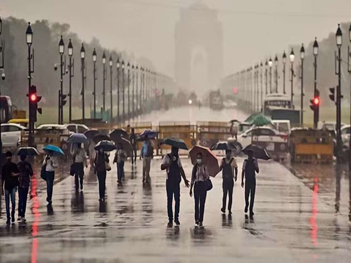 Delhi Weather: शुक्रवार को होगी दिल्ली में बारिश, जानें मौसम विभाग ने क्या कहा?