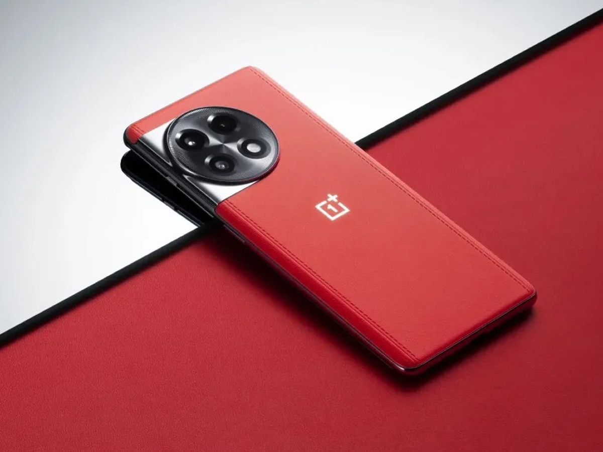 OMG... इतना सस्ता! OnePlus का फ्लैगशिप फोन मिल रहा 28 हजार में, ऐसे पाएं डिस्काउंट