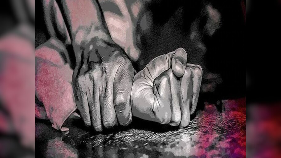  सुजानगढ़ में एएनएम के साथ दुष्कर्म का मामला, खिड़की तोड़कर क्वार्टर में घुसा आरोपी