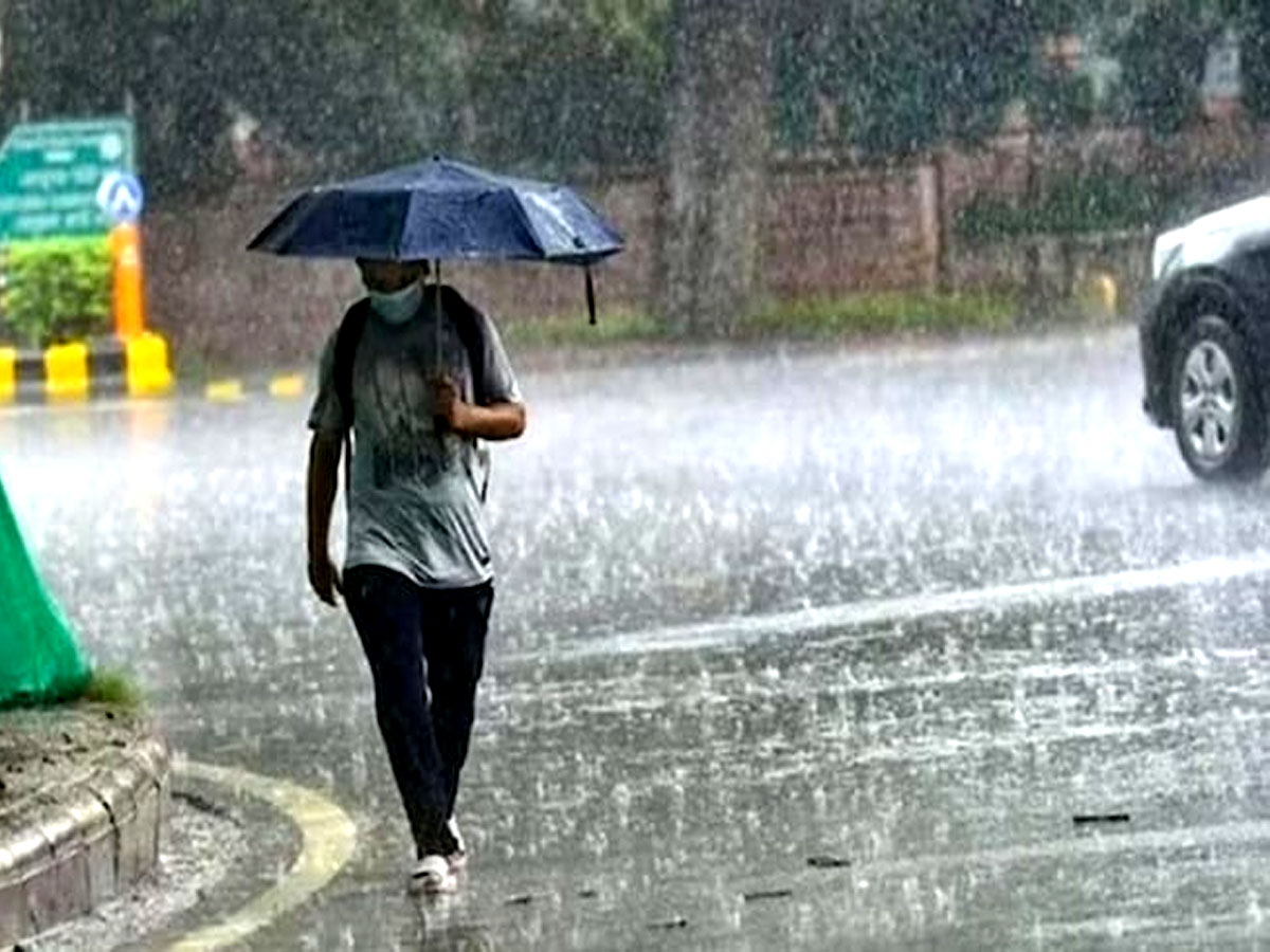 Rajasthan Weather Update: राजस्थान के 4 जिलों में बारिश का ऑरेंज अलर्ट जारी, 26 जून तक रह-रह कर बरसेंगे बादल Rajasthan Weather Update: राजस्थान के 4 जिलों में बारिश का ऑरेंज अलर्ट जारी, 26 जून तक रह-रह कर बरसेंगे बादल