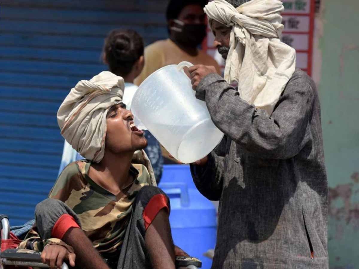 UP Weather: उत्तर प्रदेश में गर्मी का कहर; अब तक 35 लोगों की हुई मौत
