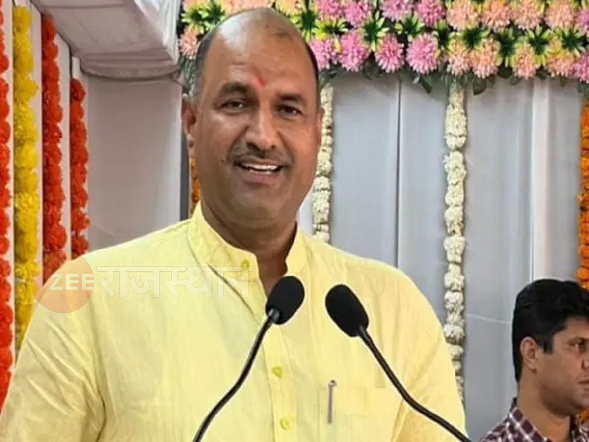 Rajasthan News: लगातार तीसरी बार जीत दर्ज करने के बाद प्रतापगढ़ पहुंचे सांसद सीपी जोशी, कही ये बड़ी बात Rajasthan News: लगातार तीसरी बार जीत दर्ज करने के बाद प्रतापगढ़ पहुंचे सांसद सीपी जोशी, कही ये बड़ी बात