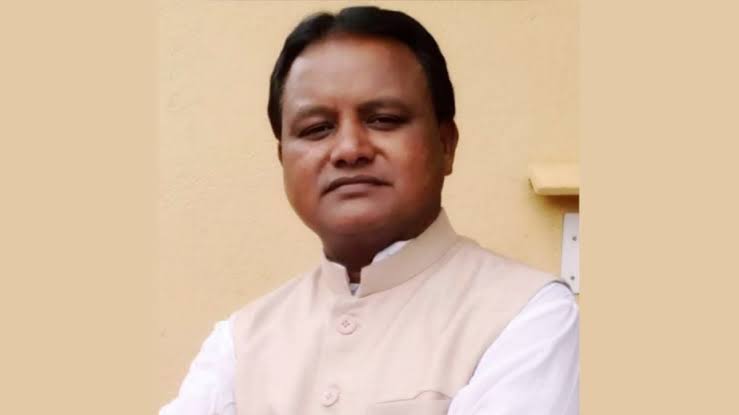 ମୁଖ୍ୟମନ୍ତ୍ରୀ ହେବା ପରେ ପ୍ରଥମ ଥର ଜନ୍ମ ମାଟିରେ ପହଞ୍ଚିଲେ ମୁଖ୍ୟମନ୍ତ୍ରୀ ମୁଖ୍ୟମନ୍ତ୍ରୀ ହେବା ପରେ ପ୍ରଥମ ଥର ଜନ୍ମ ମାଟିରେ ପହଞ୍ଚିଲେ ମୁଖ୍ୟମନ୍ତ୍ରୀ