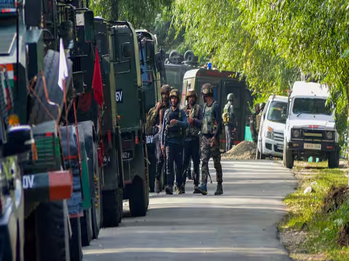 जम्मू-कश्मीरः आतंक का साथ देने वालों की खैर नहीं, एनिमी एजेंट एक्ट से कसेगी नकेल