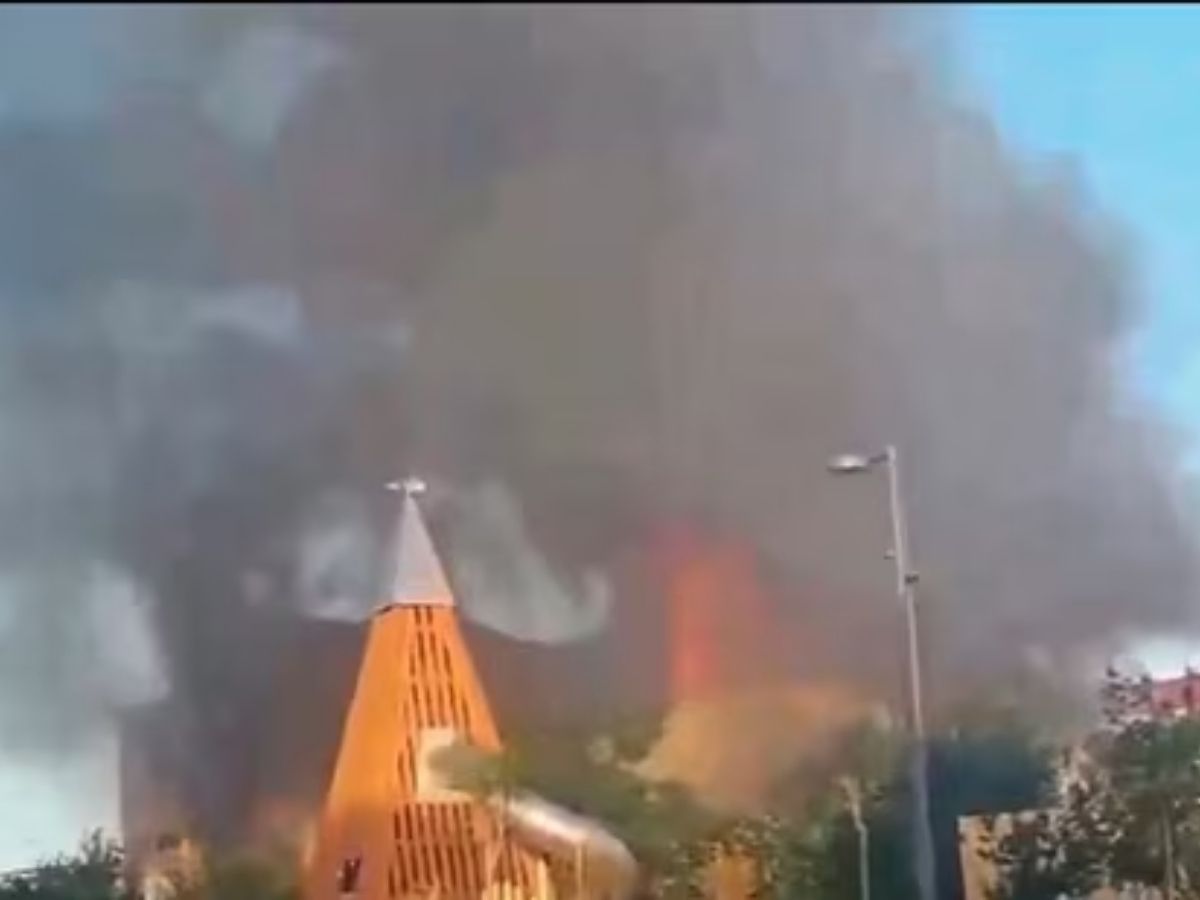 Terror Attack : ଋଷରେ ଆତଙ୍କୀ ଆକ୍ରମଣ, ୧୫ ପୋଲିସ ଅଧିକାରୀଙ୍କୁ ହତ୍ୟା Terror Attack : ଋଷରେ ଆତଙ୍କୀ ଆକ୍ରମଣ, ୧୫ ପୋଲିସ ଅଧିକାରୀଙ୍କୁ ହତ୍ୟା