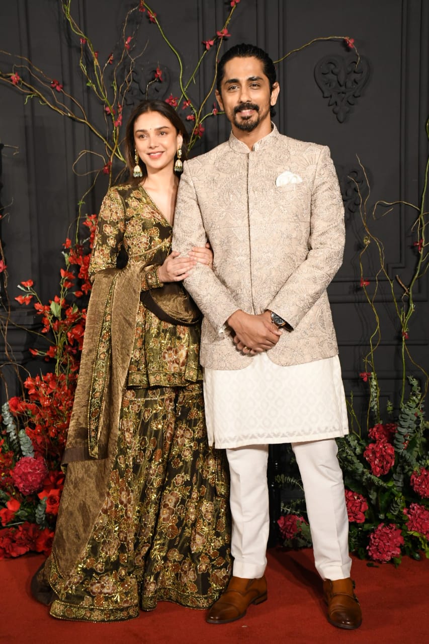 मार्च में की थी सगाई