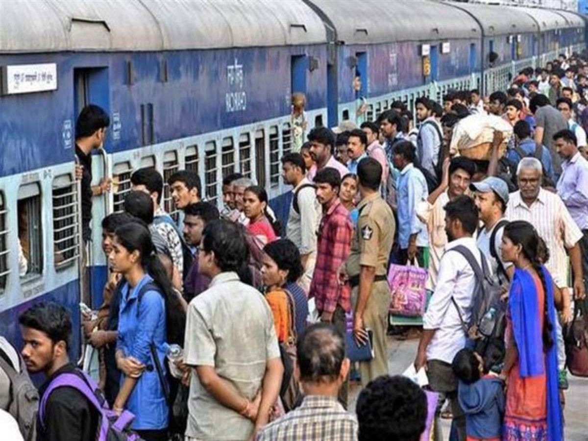 Indian Railway: यात्री जीता... रेलवे हारा, 8 साल पहले चोरी हुए बैग का RAILWAY को अब देना होगा मोटा हर्जाना