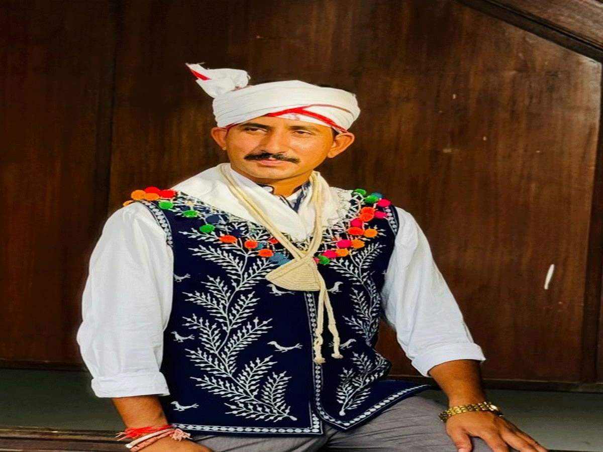  ऊंट पर बैठकर आज संसद आएगें राजकुमार रोत, चुनाव प्रचार के दौरान ऊंट के इस्तेमाल पर हुआ का मामला दर्ज