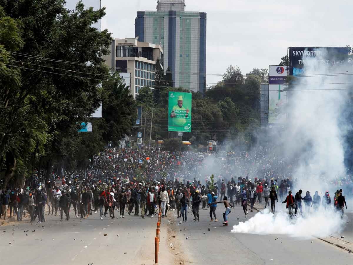 Explainer: केन्या में क्यों मचा बवाल? सड़कों पर उतरी जनता, भारत ने अपने नागरिकों के लिए जारी की एडवाइजरी 