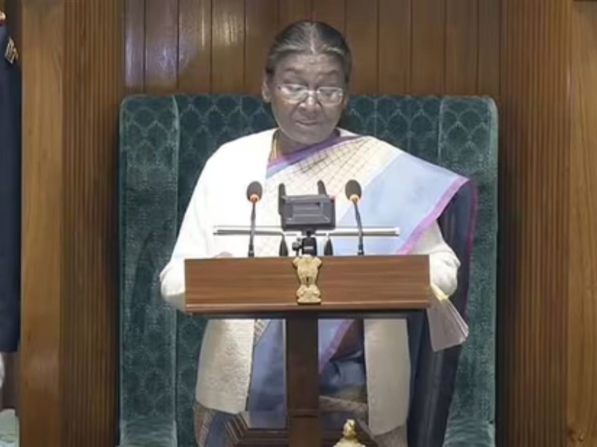 Parliament Session: ସରକାରଙ୍କ ତୃତୀୟ ପାଳିର ଆଭିମୁଖ୍ୟ ହେବ ସ୍ପଷ୍ଟ : ସଂସଦର ମିଳିତ ଅଧିବେଶନକୁ ସମ୍ବୋଧିତ କରିବେ ରାଷ୍ଟ୍ରପତି Parliament Session: ସରକାରଙ୍କ ତୃତୀୟ ପାଳିର ଆଭିମୁଖ୍ୟ ହେବ ସ୍ପଷ୍ଟ : ସଂସଦର ମିଳିତ ଅଧିବେଶନକୁ ସମ୍ବୋଧିତ କରିବେ ରାଷ୍ଟ୍ରପତି