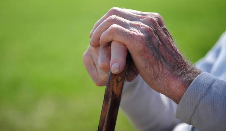 ସଂସଦରେ ବଡ଼ ଘୋଷଣା କଲେ ରାଷ୍ଟ୍ରପତି, ବରିଷ୍ଠ ନାଗରିକଙ୍କୁ ମିଳିବ ଏହି ସୁବିଧା... ସଂସଦରେ ବଡ଼ ଘୋଷଣା କଲେ ରାଷ୍ଟ୍ରପତି, ବରିଷ୍ଠ ନାଗରିକଙ୍କୁ ମିଳିବ ଏହି ସୁବିଧା...