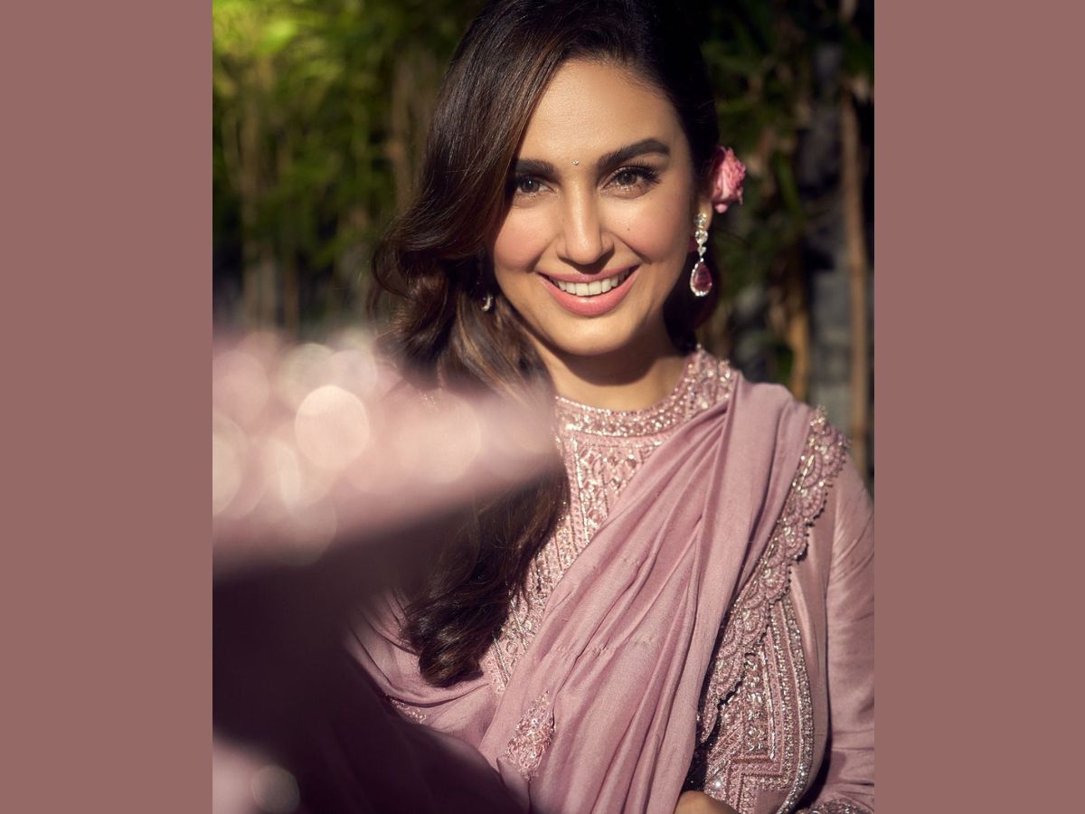 बला की खूबसूरत