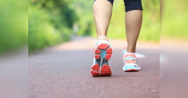 5 Benifits of daily reverse walking | रिवर्स वॉकिंग से होते हैं ये गजब ...