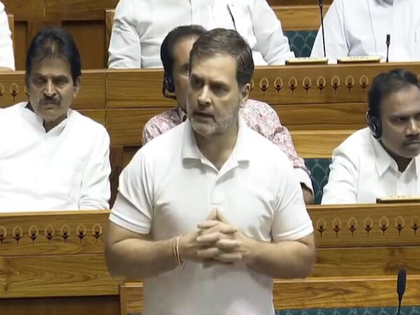 Rahul Gandhi MIC: कांग्रेस का दावा; नीट पर बोलते वक्त राहुल गांधी का माइक किया गया बंद, वीडियो