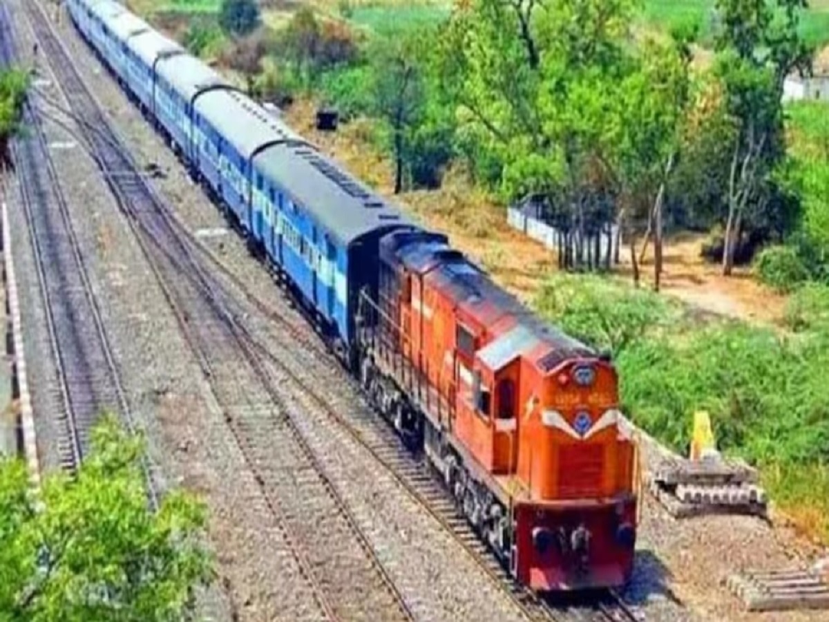 Bokaro Cancel Train List: रेलवे ने बोकारो की इस ट्रेन को किया रद्द, यात्री यात्रा से पहले देखें लिस्ट