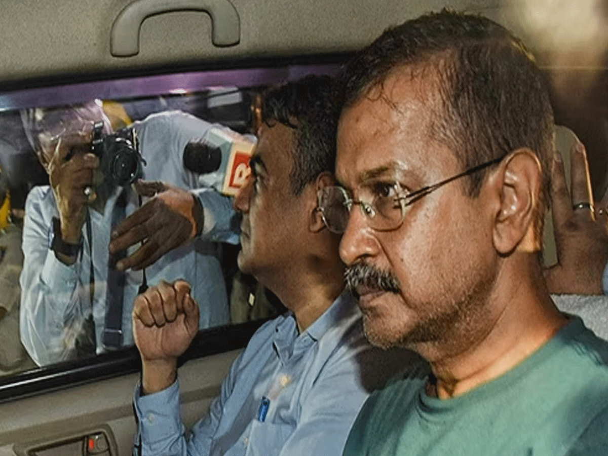 दिल्ली के सीएम अरविंद केजरीवाल की बढ़ी मुश्किलें, कोर्ट ने 12 जुलाई तक न्यायिक हिरासत में भेजा दिल्ली के सीएम अरविंद केजरीवाल की बढ़ी मुश्किलें, कोर्ट ने 12 जुलाई तक न्यायिक हिरासत में भेजा