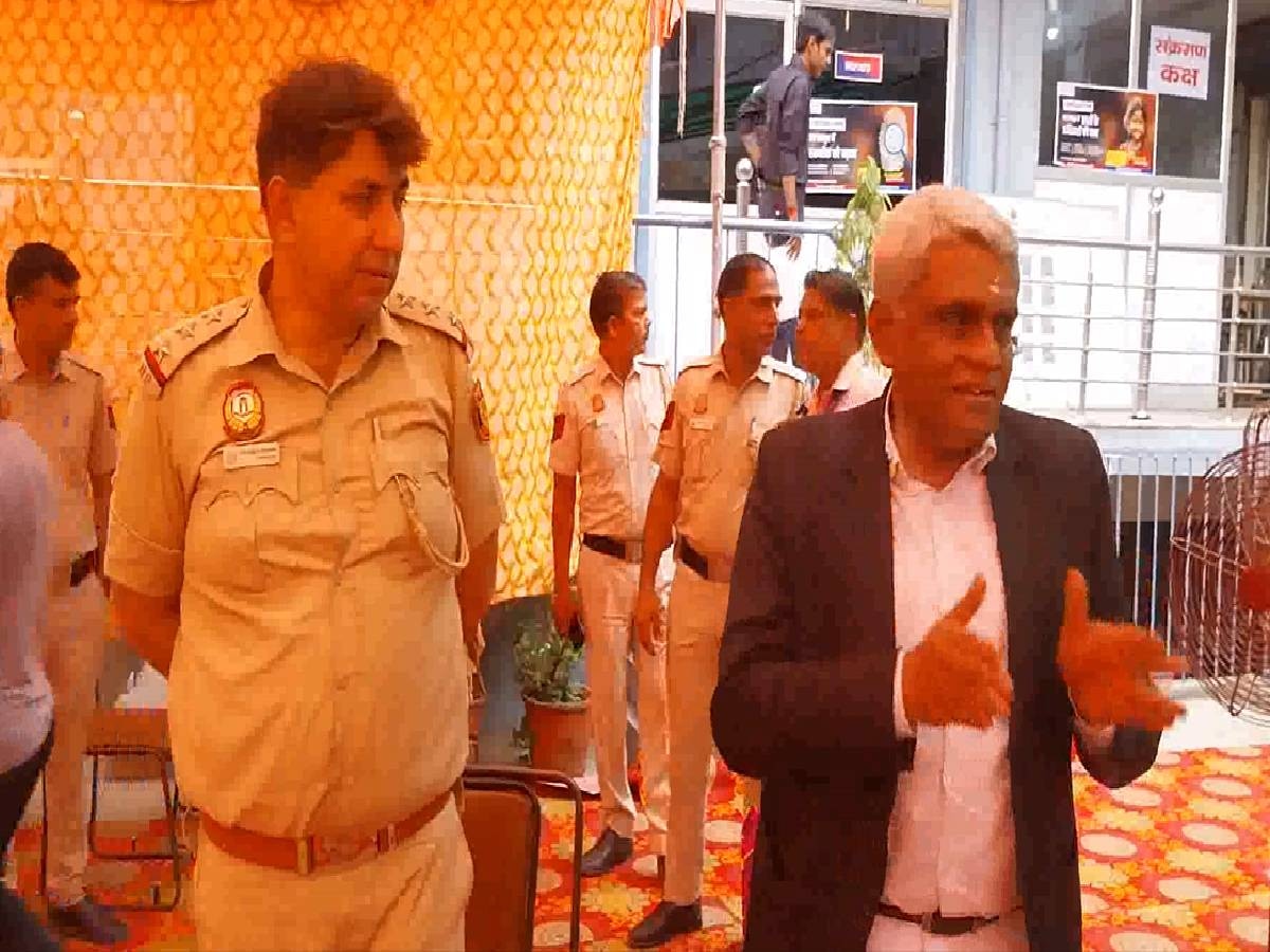 Delhi: नए अपराधिक कानूनों को लेकर जैतपुर थाने में आयोजित हुआ जागरुकता कार्यक्रम