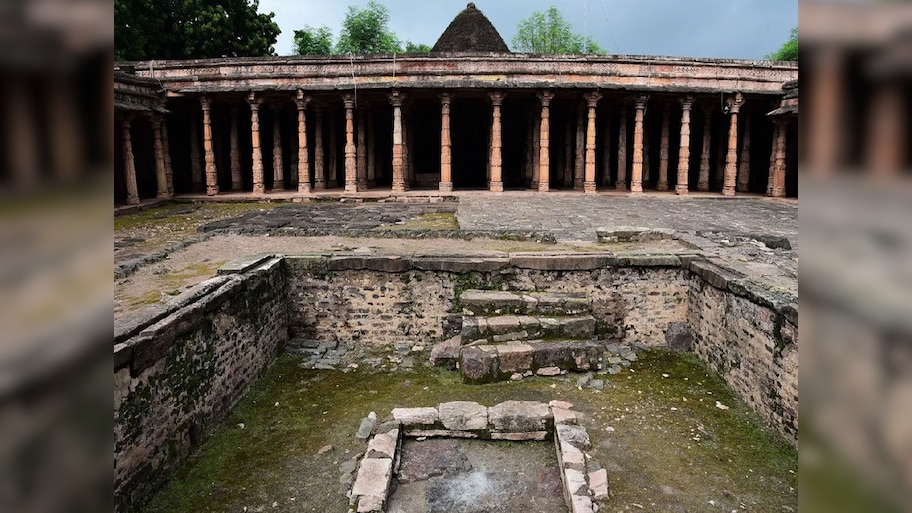 भोजशाला मामले में नया मोड़; जैन समाज ने ठोका दावा, जानें पूरा मामला