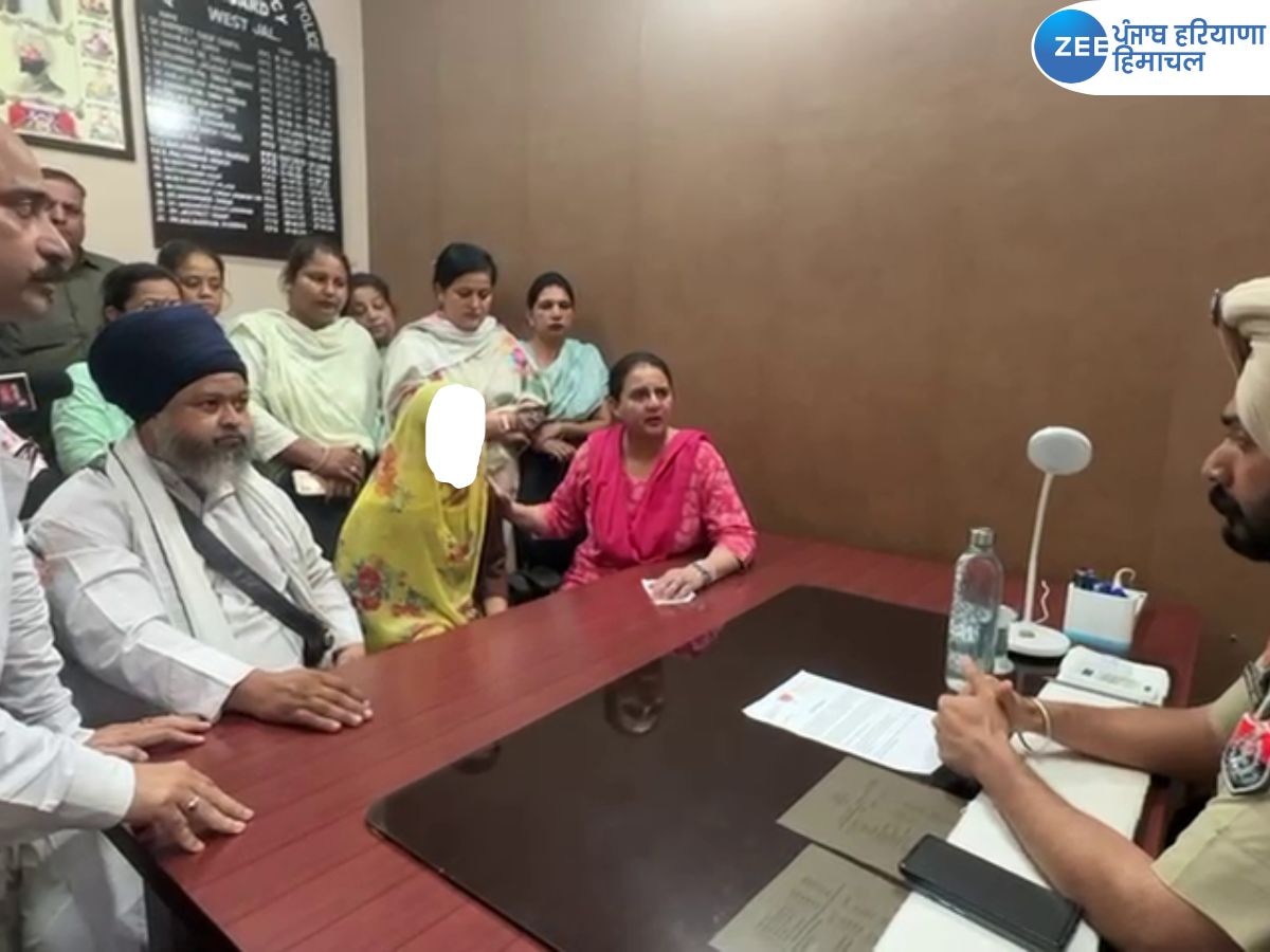 Jalandhar News: ਭਾਜਪਾ ਮਹਿਲਾ ਮੋਰਚਾ ਪ੍ਰਧਾਨ ਜੈ ਇੰਦਰ ਕੌਰ ਨੇ ਨਸ਼ਿਆਂ ਖਿਲਾਫ ਕਾਰਵਾਈ ਦੀ ਮੰਗ ਕੀਤੀ, ਏਸੀਪੀ ਜਲੰਧਰ ਨੂੰ ਦਿੱਤਾ ਮੰਗ ਪੱਤਰ