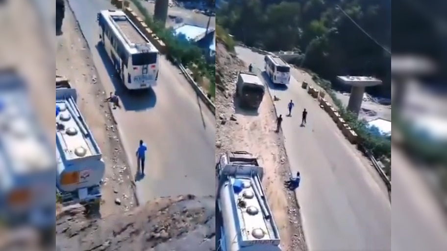 Amarnath Bus Break Fail: अमरनाथ से लौट रहे मुसाफिरों के साथ बड़ा हादसा, चलती बस से कूदे लोग