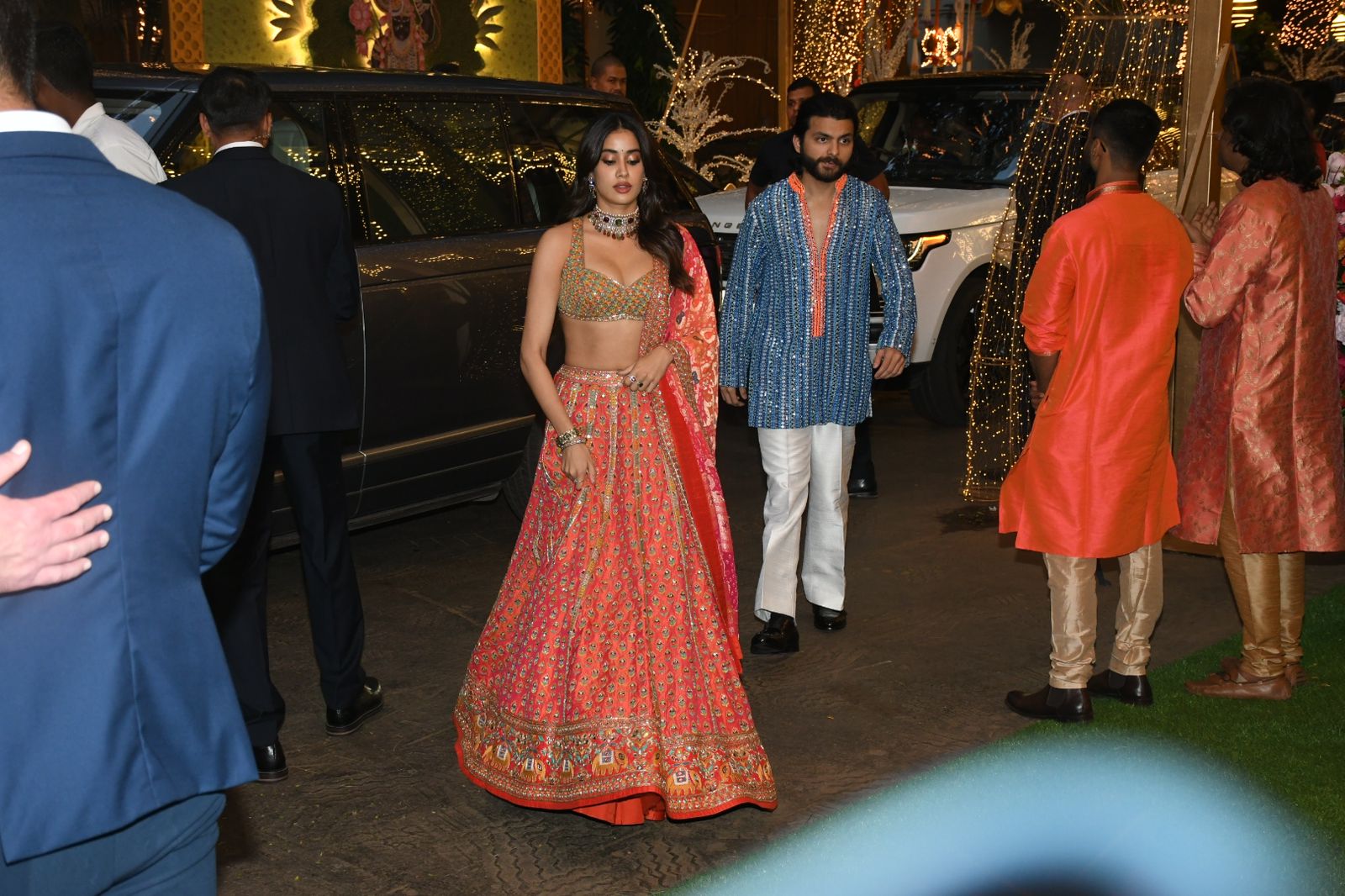 जाह्नवी कपूर का खूबसूरत लुक