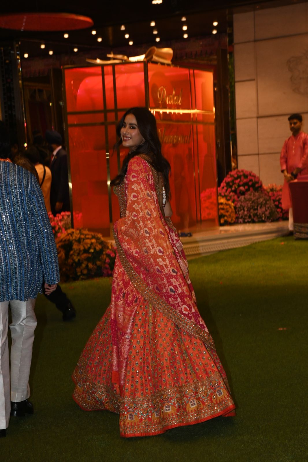 राधिकी की क्लोज फ्रेंड जाह्नवी