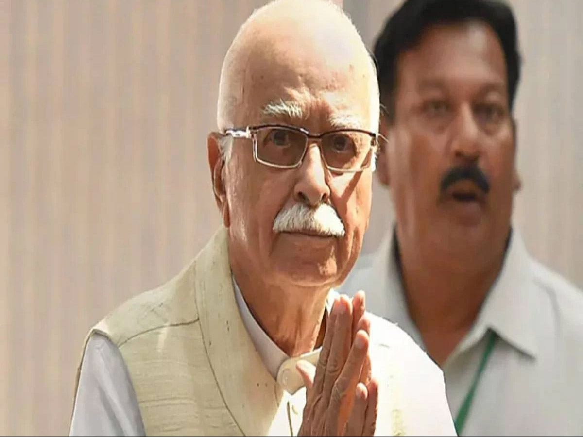 LK Advani Hospitalized: फिर अस्पताल में भर्ती हुए सीनियर लीडर लाल कृष्ण अडवाणी LK Advani Hospitalized: फिर अस्पताल में भर्ती हुए सीनियर लीडर लाल कृष्ण अडवाणी