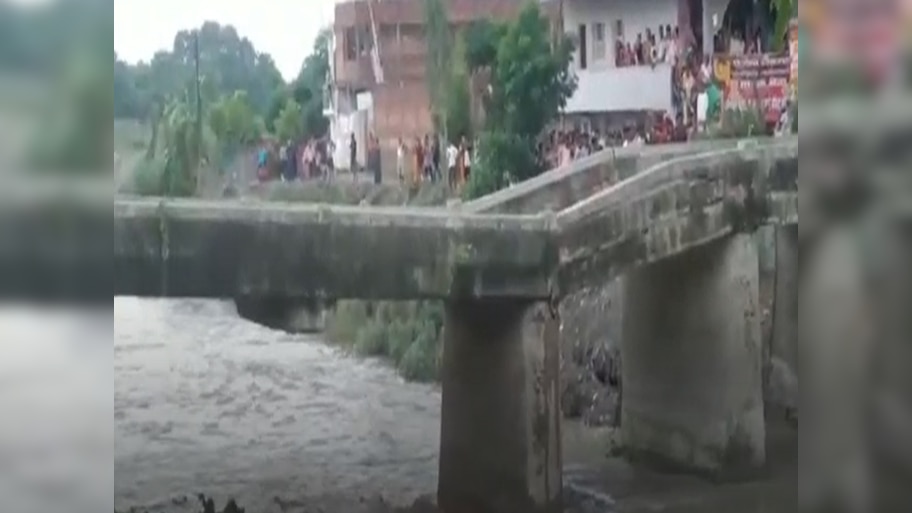 Bihar Bridge Collapse: बिहार में खस्ता हाल पुल, 15 दिनों में 9 ढहे, सारण जिले में एक ही दिन में दो घटनाएं