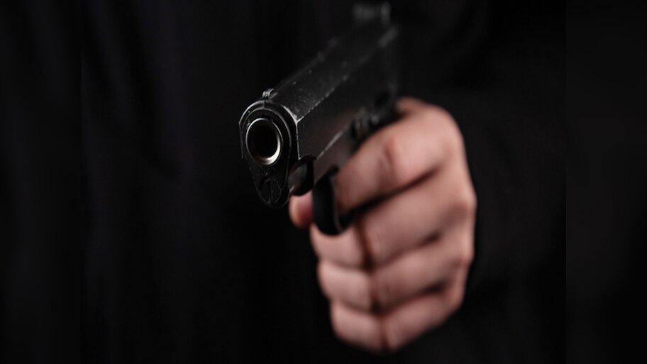 Patna News: दानापुर में हैरान कर देने वाला मामला, बदमाशों ने 3 साल की बच्ची के सीन में मारी गोली