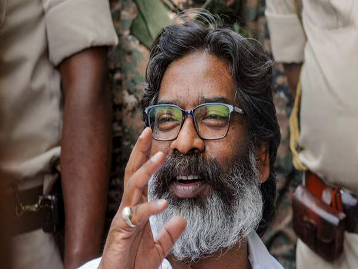 Hemant Soren: 7 जुलाई को झारखंड के सीएम के तौर पर शपथ लेंगे हेमंत सोरेन Hemant Soren: 7 जुलाई को झारखंड के सीएम के तौर पर शपथ लेंगे हेमंत सोरेन