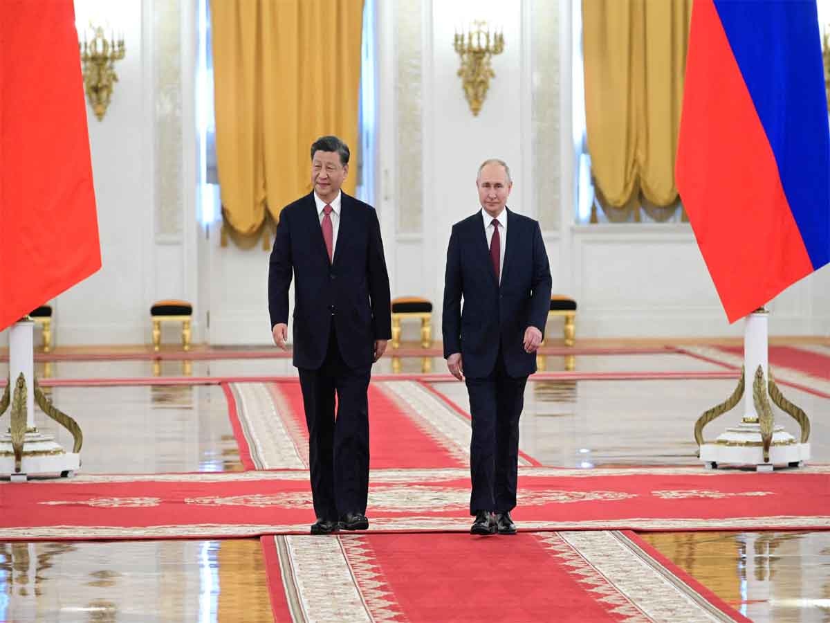 US-China Relations: चुपके-चुपके ‘दोस्त’ की मदद, रूस के लिए खतरनाक ड्रोन तैयार कर रहा चीन