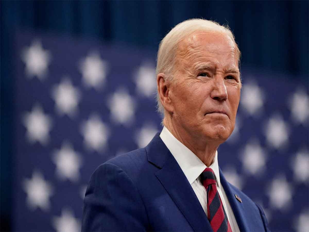 Joe Biden: लड़खड़ाती जुबान बाइडेन को ले डूबेगी! अब खुद को 'अश्वेत महिला' बता बैठे अमेरिकी राष्‍ट्रपति