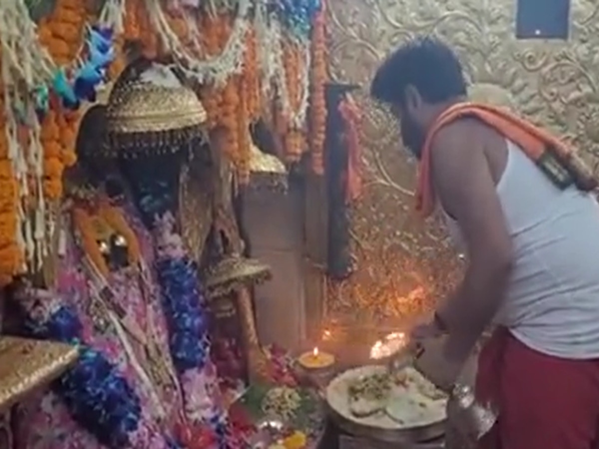 Gupt Navratri: नैनादेवी मंदिर में गुप्त नवरात्रि पर दिखी भक्तों की भीड़, देशभर से पहुंच रहे श्रद्धालु